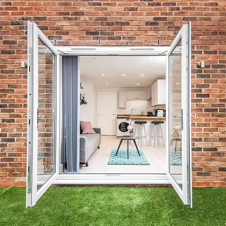 City - Granville House *