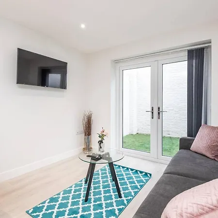 City - Granville House Apartment